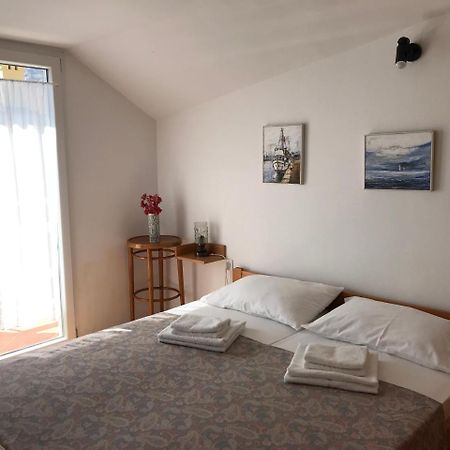 Sobica Hotel Baška Buitenkant foto